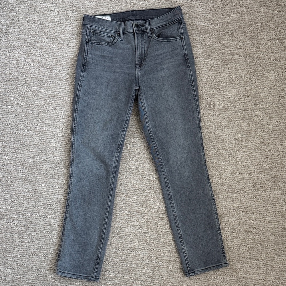 GAP Women's Mid Rise Vintage Slim Jeans